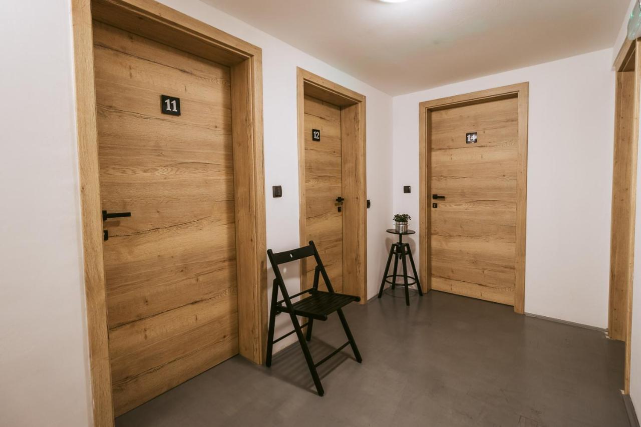 Pri Karlu Rooms & More Марибор Екстериор снимка