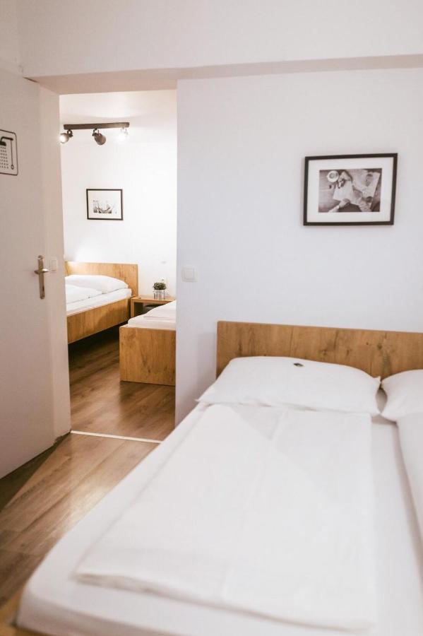 Pri Karlu Rooms & More Марибор Екстериор снимка